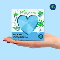 Bodyness Bath Heart in Pink and Blue for Luxurious Relaxation